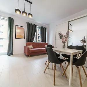 Cozy And Spacious-golden Apartment-city Center&s42 Warszawa